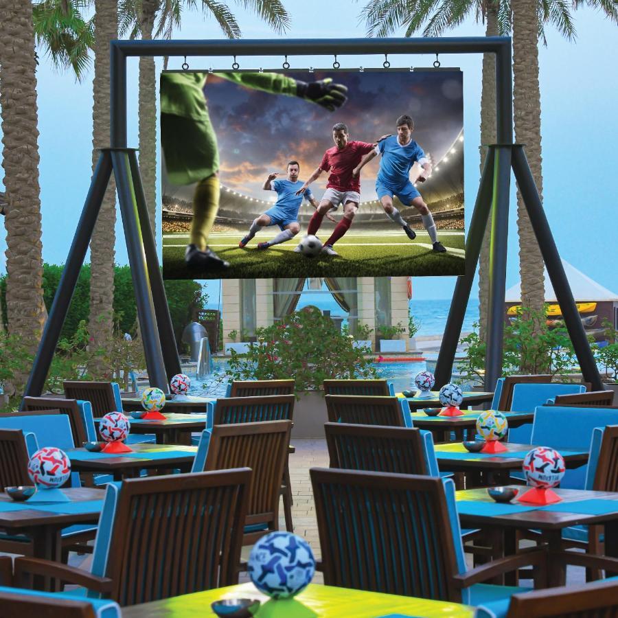 Jumeirah Messilah Beach Kuwait Kuwait City Eksteriør billede A projection screen
