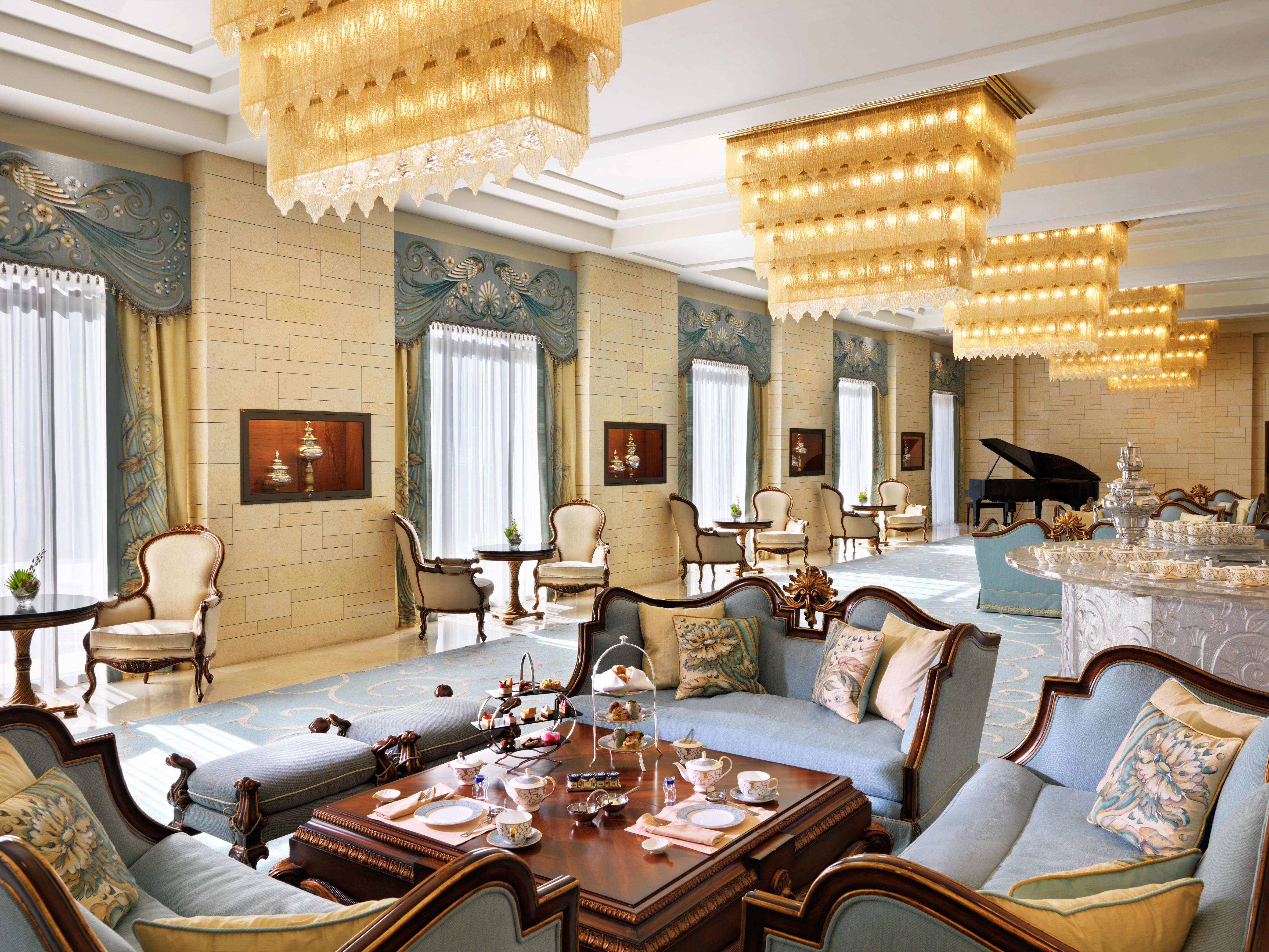 Jumeirah Messilah Beach Kuwait Kuwait City Eksteriør billede The Imperial Lounge at the airport
